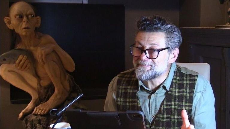 andy serkis gollum reading the hobbit book