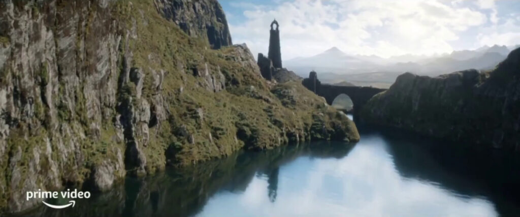 تصویر برجی در تیرهاراد برای سریال ارباب حلقه‌ها و نمایی از یک رودخانه
